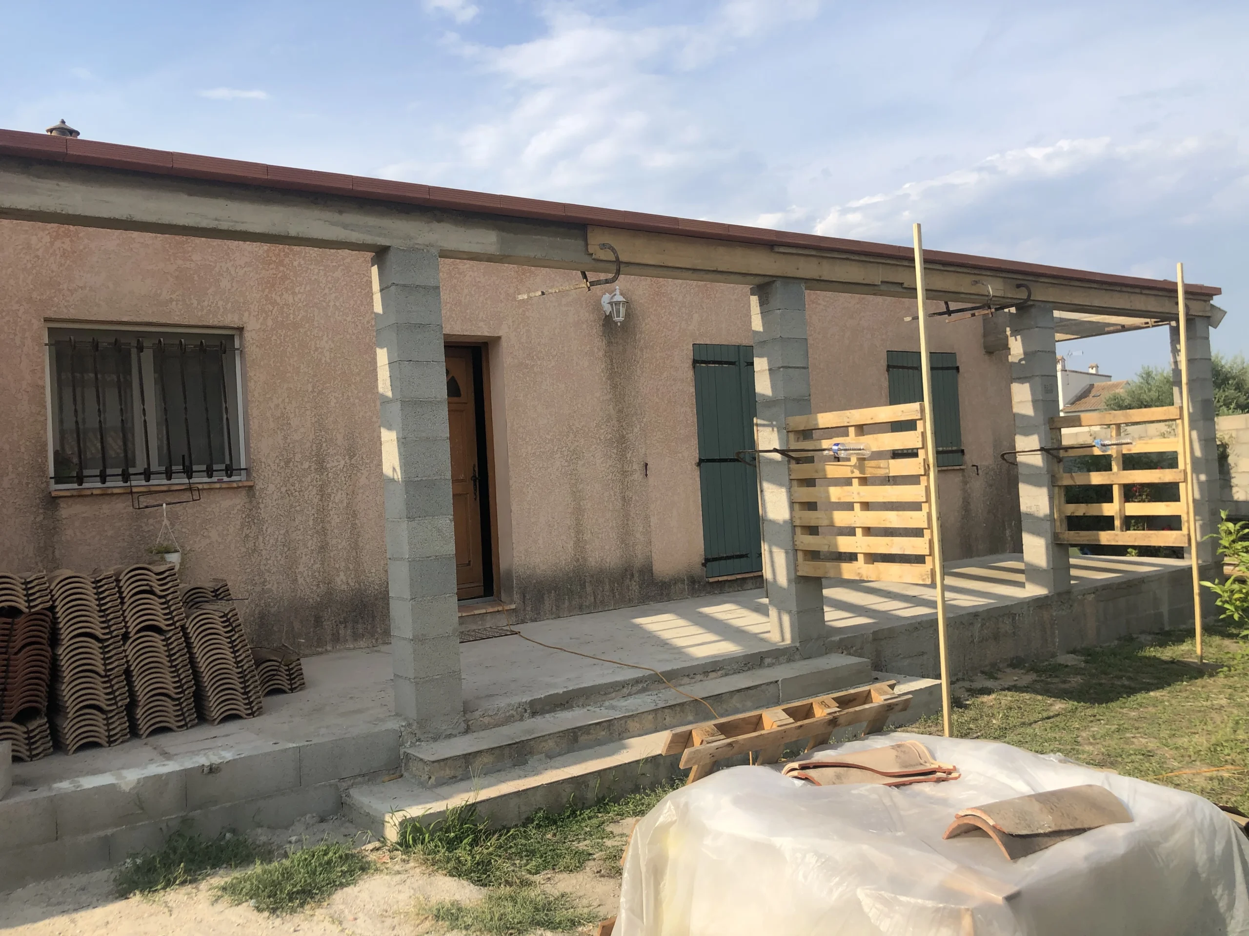 Maçon Nîmes construction abri exterieur